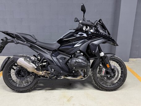 2024 BMW R 1300 GS, чёрный, 2200000 рублей, вид 4