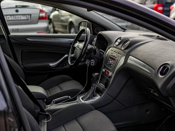 2013 Ford Mondeo IV Рестайлинг, чёрный - вид 11