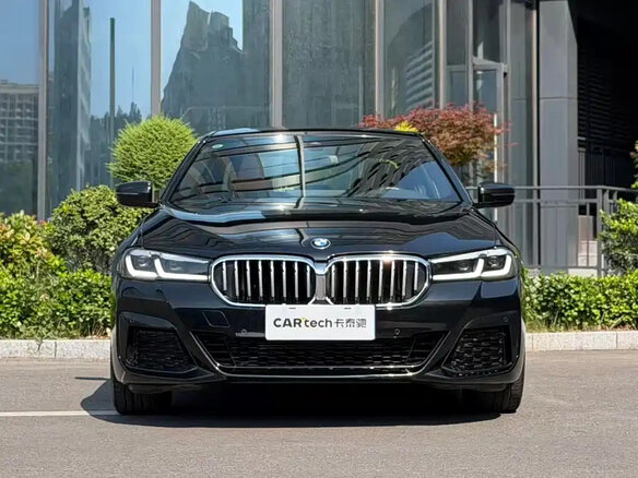 2023 BMW 5 серии 525Li VII (G30/G31/G38) Рестайлинг, чёрный - вид 1