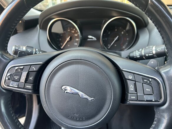 2017 Jaguar XE I, синий, 1700000 рублей - вид 8