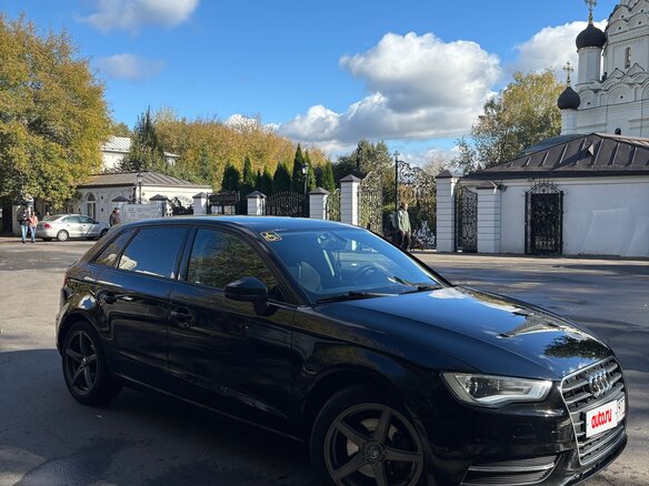 2015 Audi A3 III (8V), чёрный, 1690000 рублей - вид 1