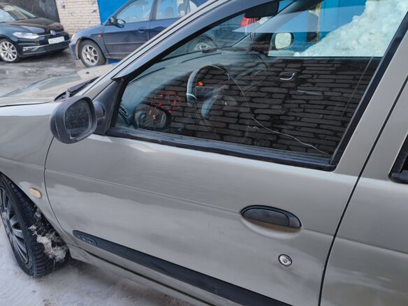 2002 Renault Megane I Рестайлинг, коричневый, 270000 рублей - вид 12