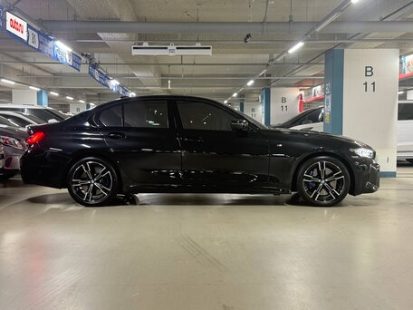 2023 BMW 3 серии 320i VII (G2x) Рестайлинг, чёрный, 4640000 рублей, вид 3