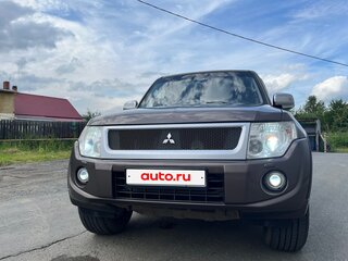2011 Mitsubishi Pajero IV Рестайлинг 1, коричневый, 2000000 рублей, вид 2