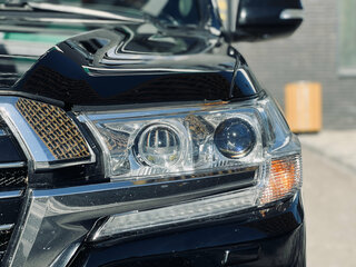 2014 Toyota Land Cruiser 200 Series Рестайлинг 1, чёрный, 4450000 рублей, вид 3