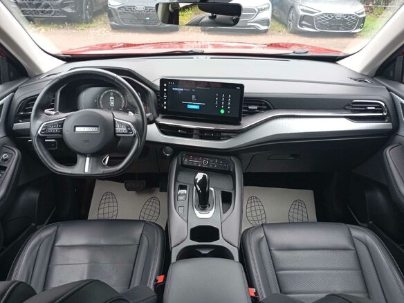 2023 Haval F7x I Рестайлинг, красный, 2030000 рублей - вид 4