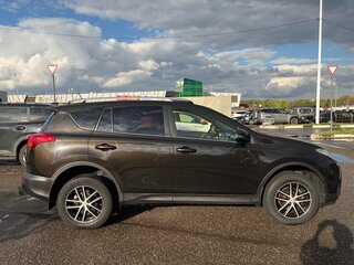 2015 Toyota RAV4 IV (XA40), коричневый, 2370000 рублей, вид 3