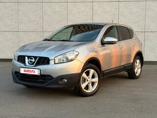 2013 Nissan Qashqai I Рестайлинг, серебристый, 1010000 рублей, вид 1