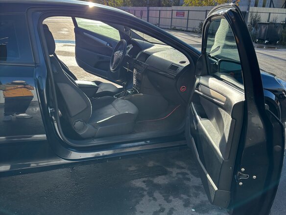 2007 Opel Astra GTC H Рестайлинг, чёрный, 450000 рублей - вид 6