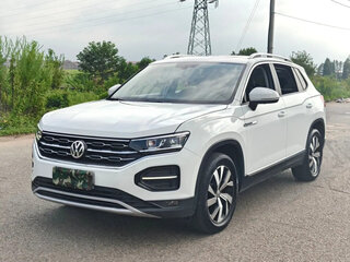 2021 Volkswagen Tayron I, белый, 1713000 рублей, вид 1