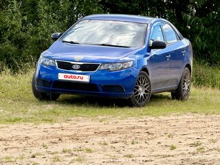 2011 Kia Cerato 6-speed II, голубой, 450000 рублей, вид 1