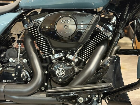 2024 Harley-Davidson Road Glide, голубой, 3600000 рублей - вид 6