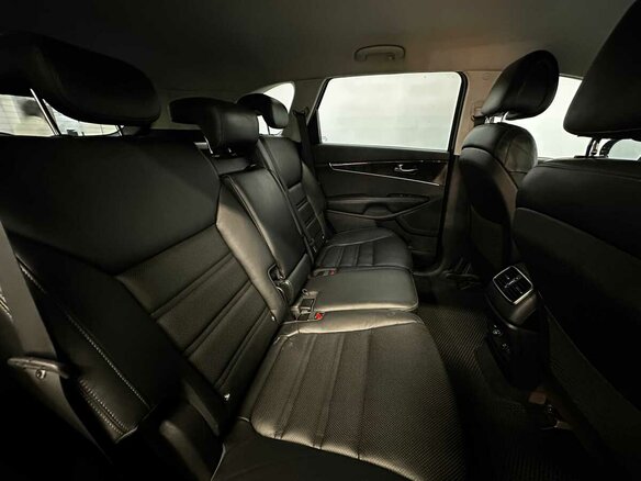 2017 Kia Sorento III Prime, чёрный, 2090000 рублей - вид 14