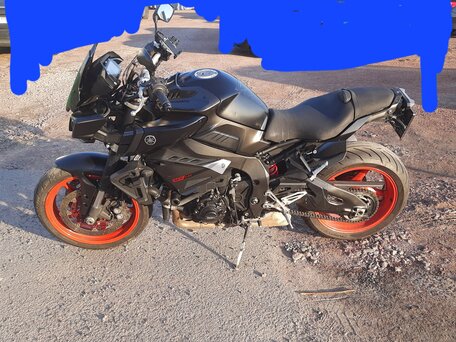 2019 Yamaha MT-10, чёрный, 1400000 рублей, вид 3