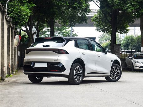 2026 Changan Qiyuan Q05 51.9 kWh II, серебристый, 2240000 рублей, вид 4