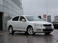 2011 Skoda Octavia II (A5) Рестайлинг, белый, 690000 рублей - вид 2