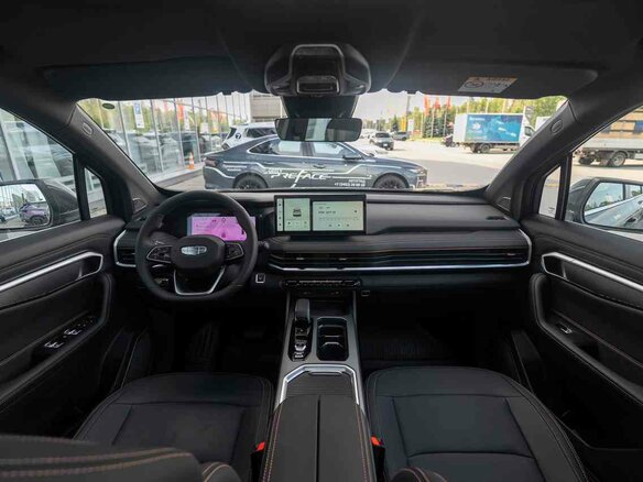 2026 Geely Okavango I Рестайлинг, серый, 4085990 рублей - вид 20