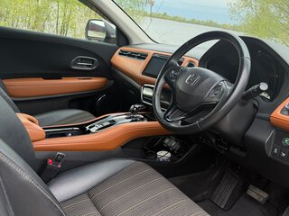 2014 Honda Vezel I, серебристый, 1520000 рублей, вид 3