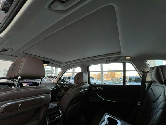 2025 BMW X5 Long 30Li IV (G05/G18) Рестайлинг, чёрный, 8995000 рублей - вид 36