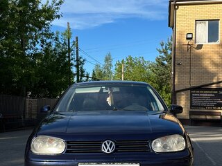 1999 Volkswagen Golf IV, синий, 300000 рублей, вид 3