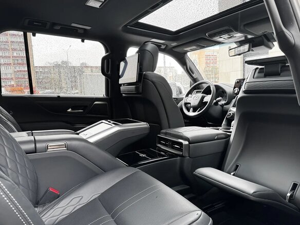 2026 Lexus LX 700h IV, белый - вид 18