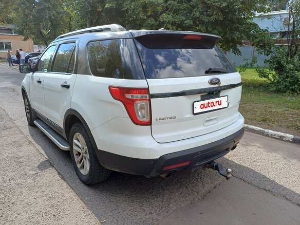 2014 Ford Explorer V, белый, 1500000 рублей - вид 3