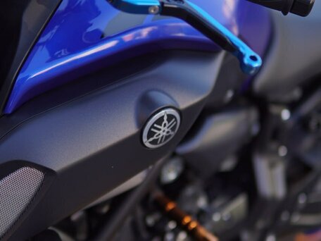 2019 Yamaha MT-07 (FZ-07), синий, 730000 рублей, вид 2