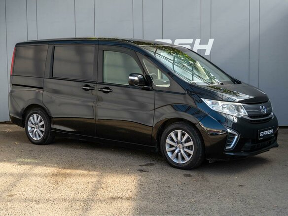 2015 Honda Stepwgn V, чёрный
