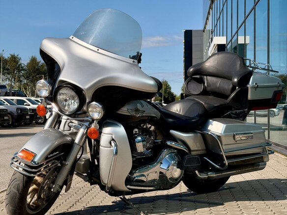 2003 Harley-Davidson Electra Glide, серебристый, 690000 рублей - вид 4
