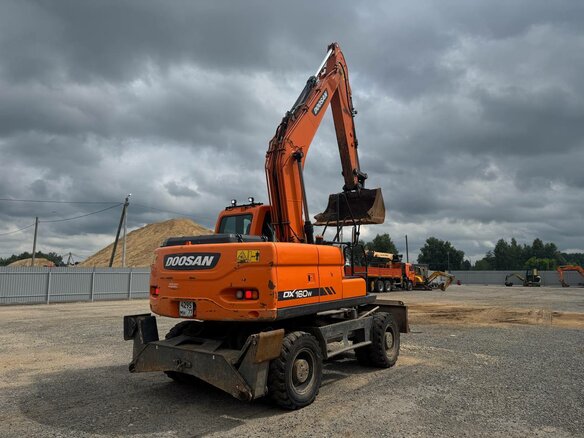 2023 Doosan DX160W, оранжевый, 7675000 рублей - вид 5