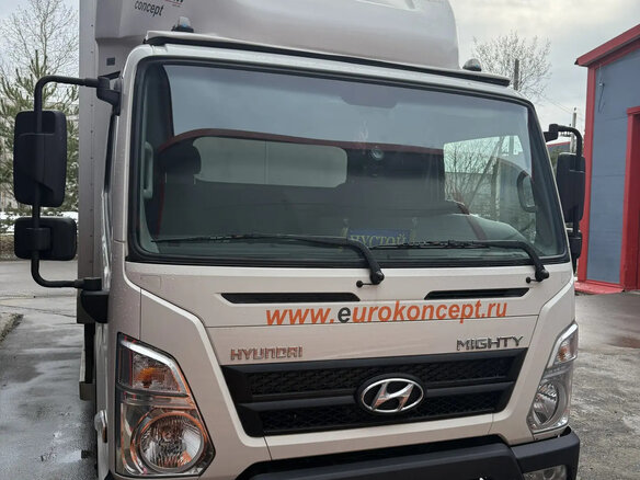 2021 Hyundai Mighty, белый - вид 4