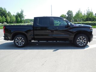 2020 Chevrolet Silverado Crew Cab IV (T1XX), чёрный, 5900000 рублей, вид 4