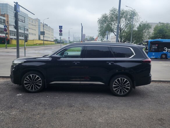 2022 Exeed VX I, чёрный - вид 4