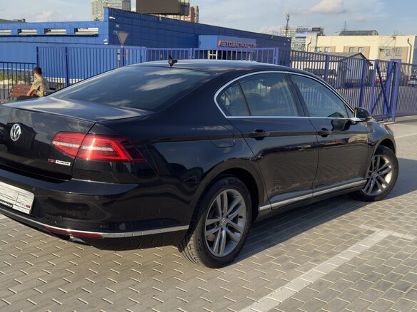 2015 Volkswagen Passat B8, чёрный, 1525000 рублей - вид 5