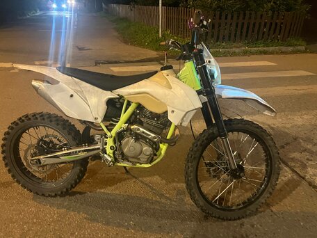 2021 Zuum PX220, белый, 70000 рублей, вид 3