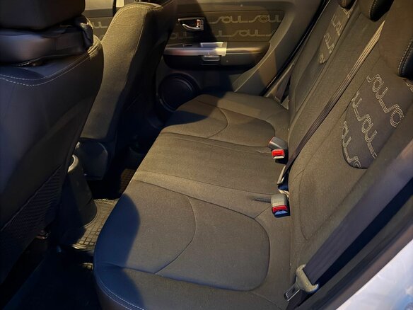 2013 Kia Soul I Рестайлинг, белый, 1110000 рублей - вид 9
