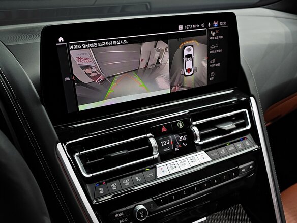 2025 BMW 8 серии M850i xDrive II (G14/G15/G16) Рестайлинг, белый - вид 12
