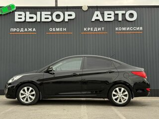 2013 Hyundai Solaris I, чёрный, 810000 рублей, вид 4