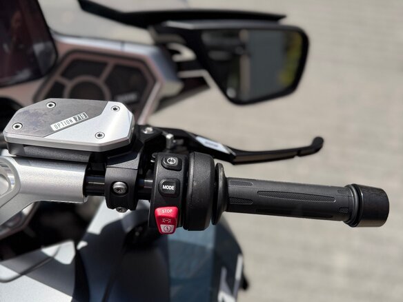 2025 BMW R 1300 RT, зелёный, 3100000 рублей - вид 10