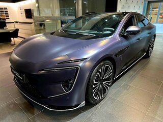 2026 Avatr 12, фиолетовый, 8290000 рублей, вид 2