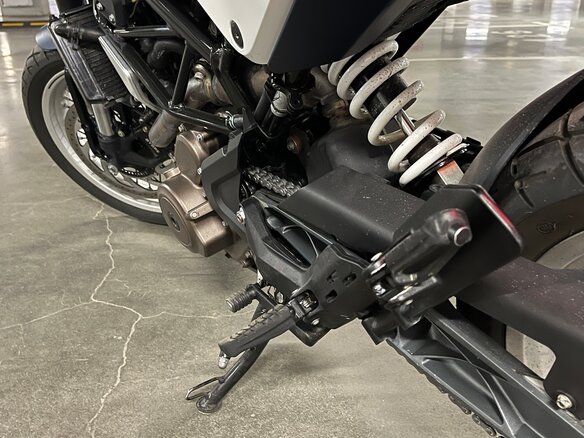2018 Husqvarna Svartpilen 401, белый, 350000 рублей - вид 6