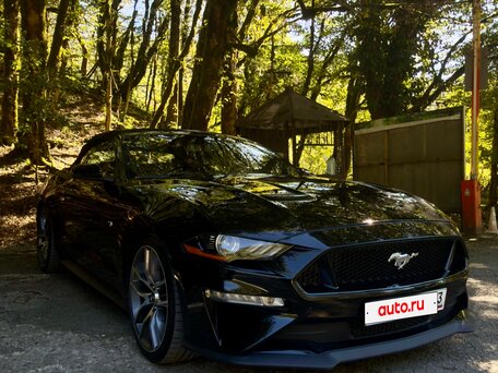 2018 Ford Mustang VI Рестайлинг, чёрный, 2400000 рублей, вид 2