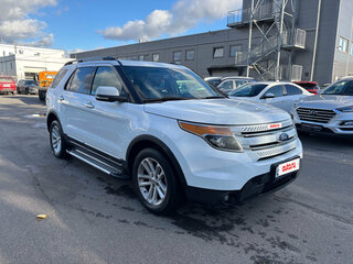 2013 Ford Explorer V, белый, 1299000 рублей, вид 3