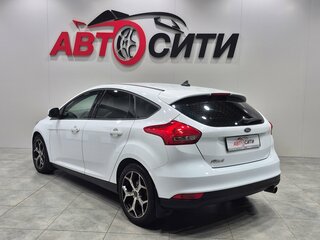 2018 Ford Focus III Рестайлинг, белый, 999000 рублей, вид 5