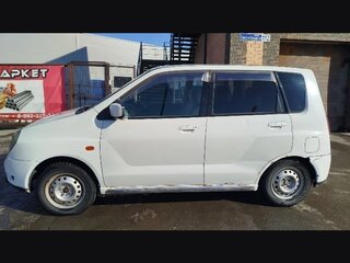 1999 Mitsubishi Dingo I, белый, 150000 рублей, вид 4