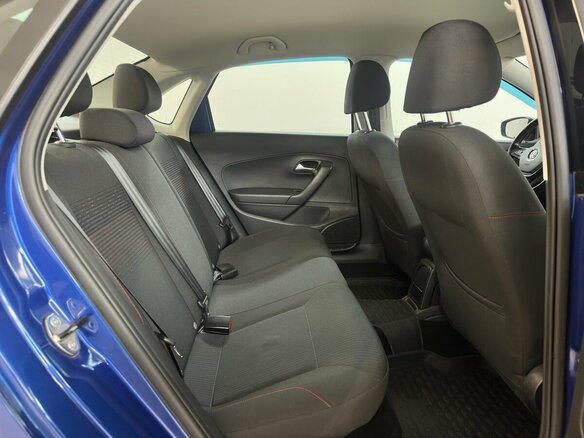 2017 Volkswagen Polo V Рестайлинг, синий - вид 11
