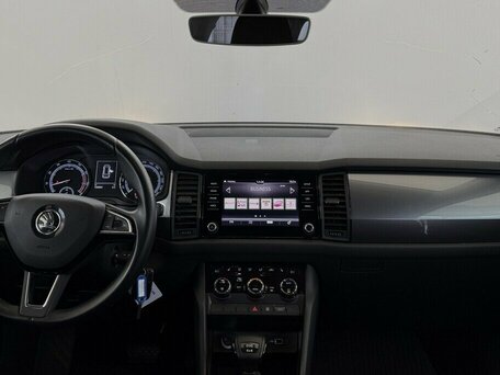 2018 Skoda Kodiaq I, серебристый, 2055000 рублей, вид 5