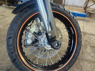 2008 KTM 690 SM, оранжевый, 400000 рублей, вид 5