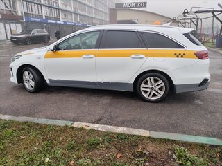 2021 Kia Ceed III, белый, 1000000 рублей, вид 4