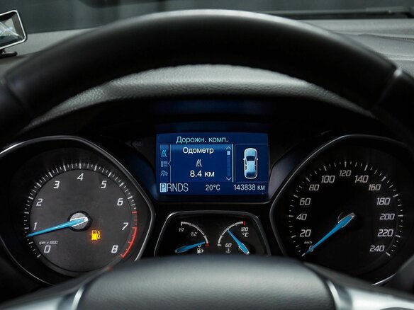 2011 Ford Focus III, коричневый, 937000 рублей - вид 12